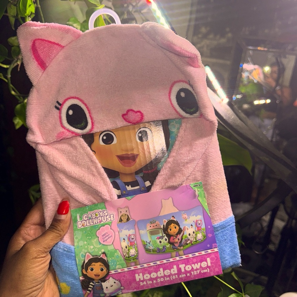 Gabby dollhouse towel